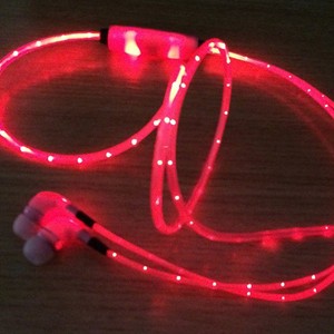 Светящиеся наушники ваккумные Light Earphone с LED проводом
